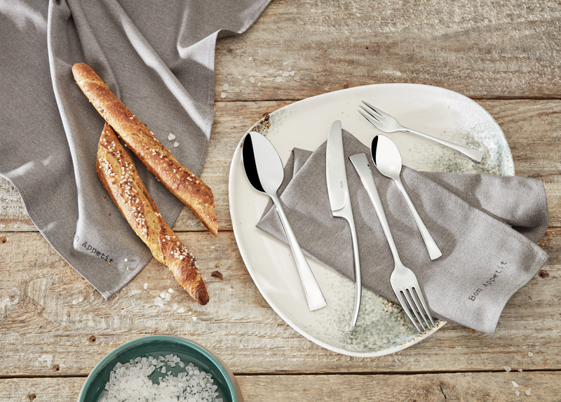 Controverse-ruokahaarukka ravintolaan &ndash; moderni profiili sivusta